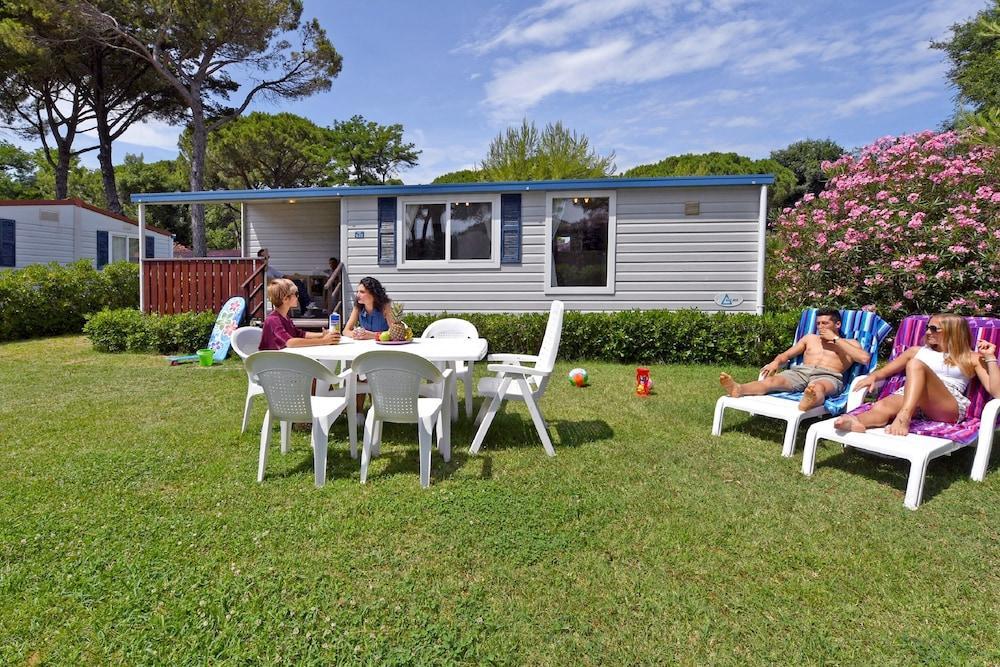 Camping Village Pino Mare Lignano Sabbiadoro Exterior foto